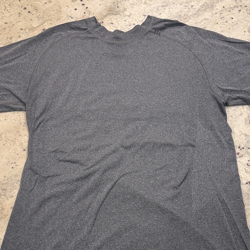 Lululemon Men's workout Gray Shirt